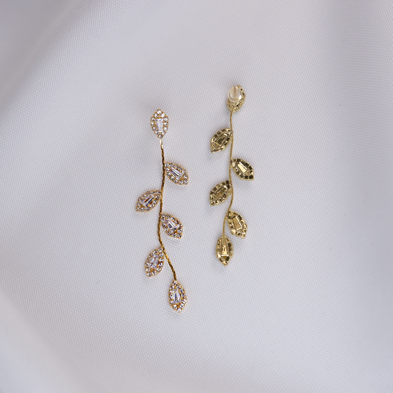 Ohrringe goldfarben-Ohrringe silberfarben-Blatt Ohrringe-Ohrringe Blatt Design-Hochzeit Ohrringe-Braut Ohrringe-Damen Ohrstecker-SHELAGO SCHMUCK