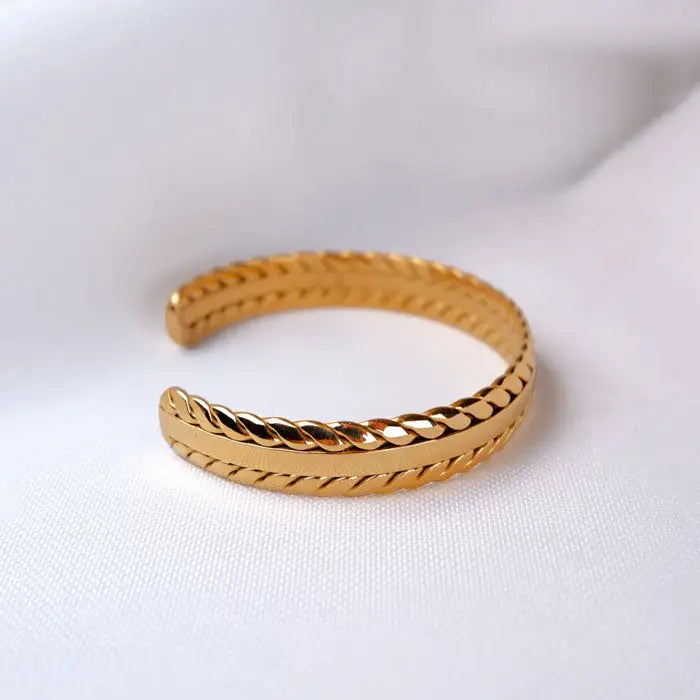 Armreif mit Flecht Muster-Angélique-Elegant Zeitlos