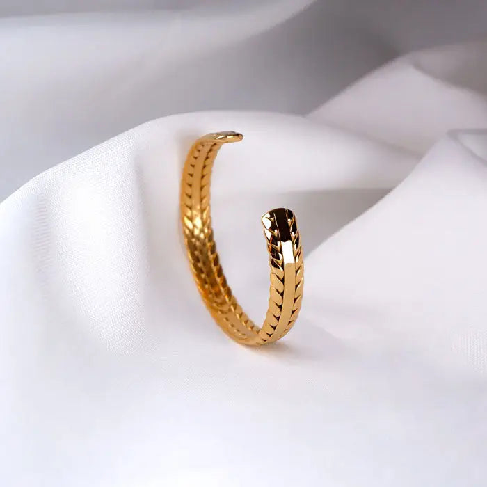 Armreif mit Flecht Muster-Angélique-Elegant Zeitlos