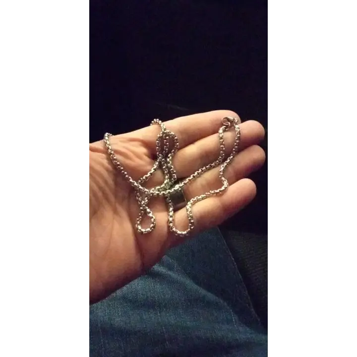 Entdecke unsere robusten Basic Halsketten! Jetzt Edelstahl Basic Box Halsketten in 2,5 mm, 3 mm, 4 mm und 5 mm Stärke online kaufen bei shelago.com ✓ Kombinierbar ✓ Langlebig ✓ Wasserfest