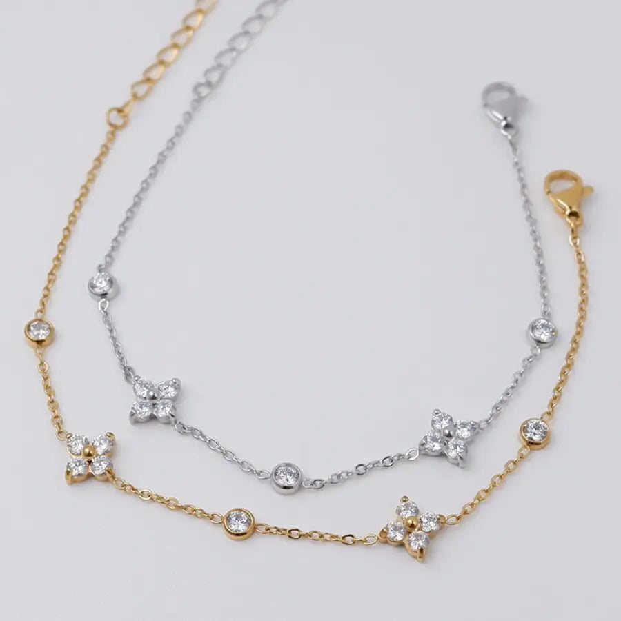 silbernes Armkettchen-Geschenk für Mädchen-feines Armkettchen-Blumen Zirkonia Armkette-feines Armband für Damen und Mädchen-Blumen Armband-SHELAGO SCHMUCK