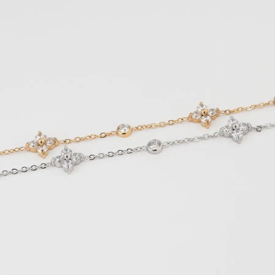 silbernes Armkettchen-Geschenk für Mädchen-feines Armkettchen-Blumen Zirkonia Armkette-feines Armband für Damen und Mädchen-Blumen Armband-SHELAGO SCHMUCK