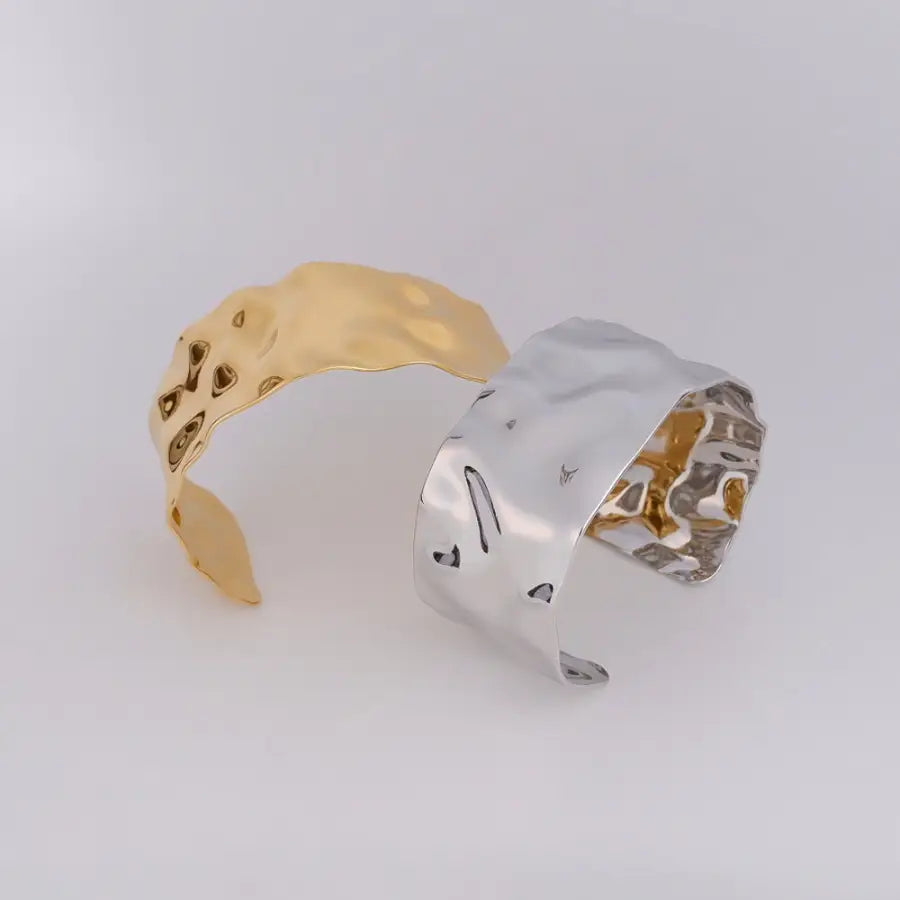 welliger Armreif-Schmuck vergoldet-Schmuck für Frauen-Geschenkideen für Frauen-Geschenk Freundin-Edelstahl Armband Damen-breites Armband Damen-SHELAGO SCHMUCK