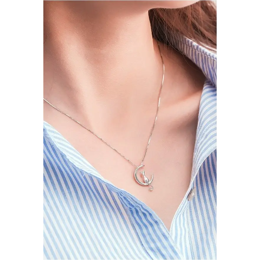dünne Halskette mit Katzen Anhänger-Katze im Mond-feine