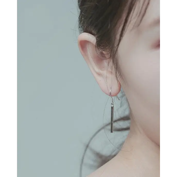 Entdecke jetzt schöne Stäbchen Hängeohrringe bei SHELAGO!