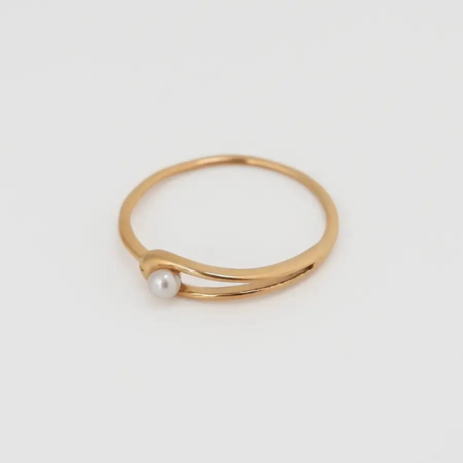 Feiner Perlenring Damen-dünner Ring in Goldoptik mit Perle-dünner Damenring mit weißer perle-Ring mit Perle-Perlenring Damen-Ring vergoldet Damen-zarter Perlenring-Shelago Schmuck