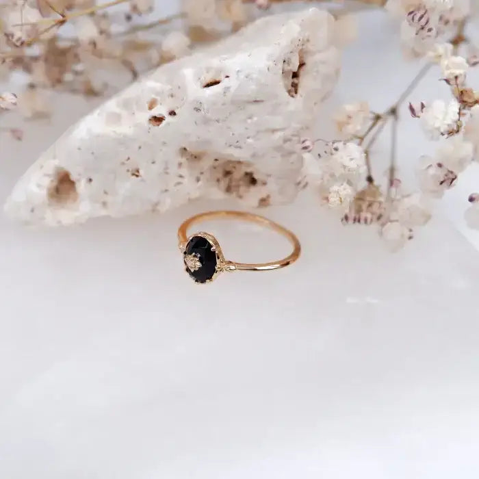 Jetzt den eleganten Ring mit Achat entdecken! SHELAGO SCHMUCK