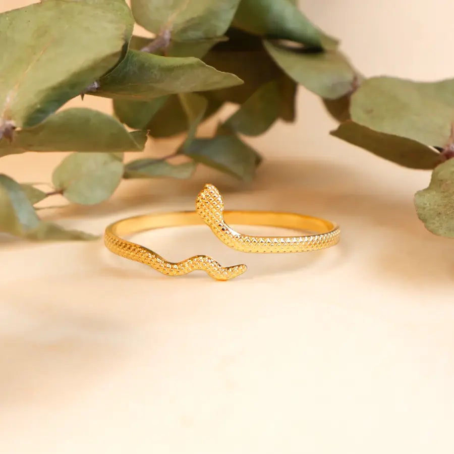 vergoldeter Edelstahl Schmuck-Armreif in Schlangenform-vergoldeter Schlangen Armreif-Edelstahl Armreif Frauen-Shelago Schmuck