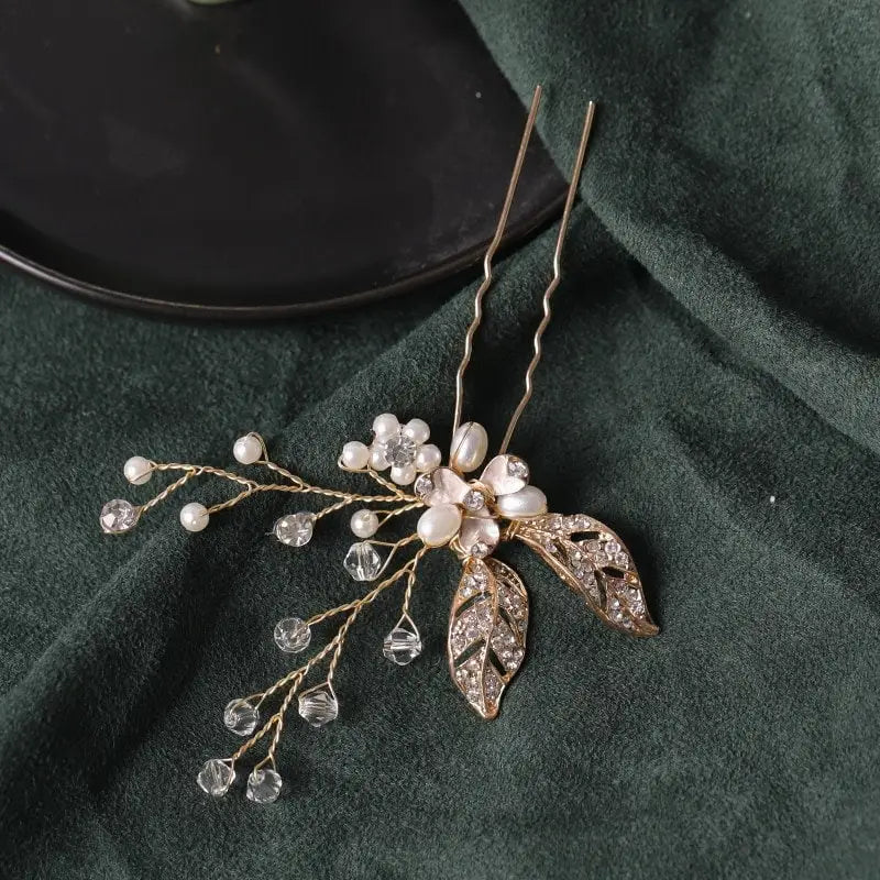 Haarnadel mit kleiner Blume Brautschmuck Gold Farben zweig