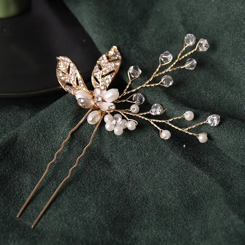 Haarnadel mit kleiner Blume Brautschmuck Gold Farben zweig