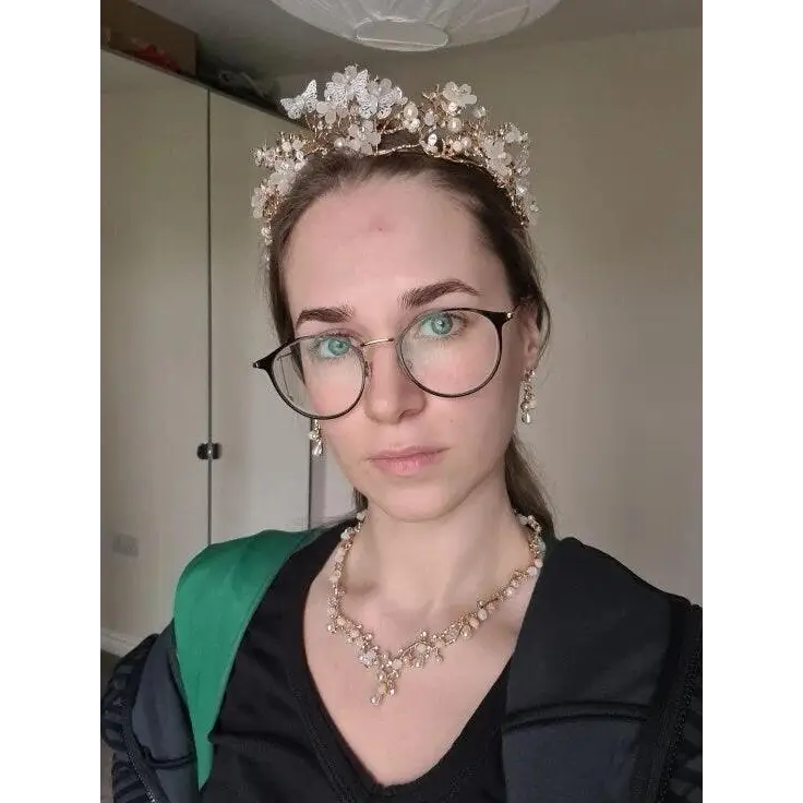 Haarschmuck Braut-Brautmode Kopfschmuck-Hochzeit Kleidung-Hochzeitsmode Haare-Brautmode Trends-Brautschmuck Accessoires-Heiraten Brautfrisur - Shelago