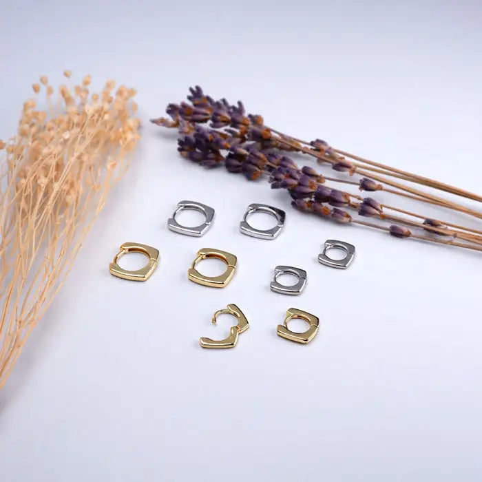 kleine minimalistische Creolen-Ohrringe für den Alltag-mini