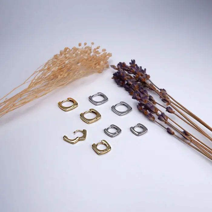 kleine minimalistische Creolen-Ohrringe für den Alltag-mini