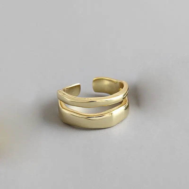 minimalistischer zweireihiger Ring in welliger Form -