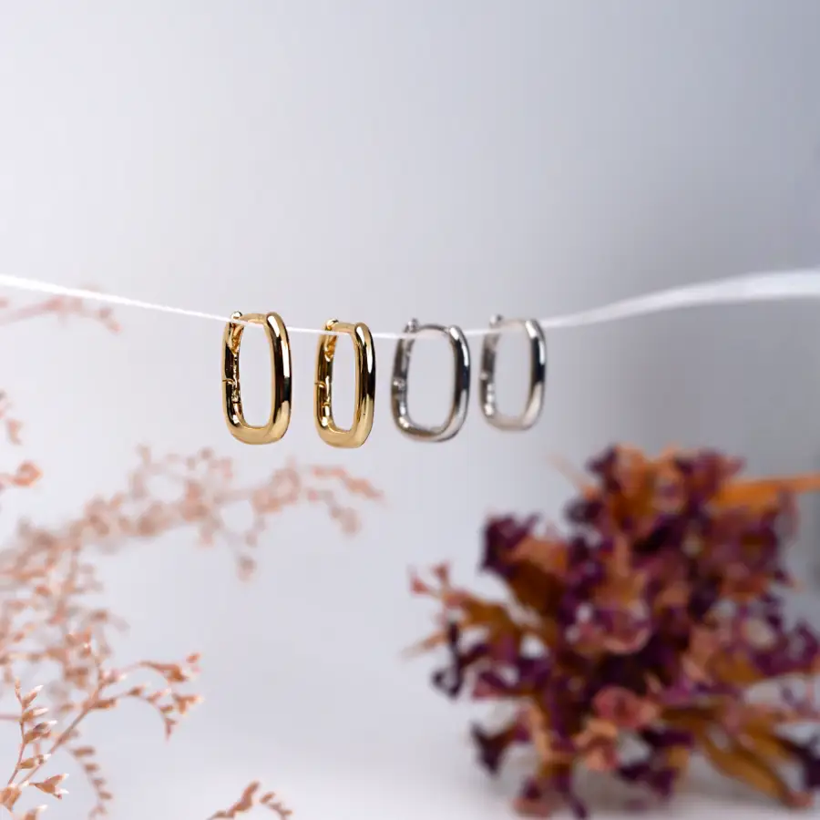 Jetzt Huggie Hoops entdecken - ideale Begleiter im Alltag!