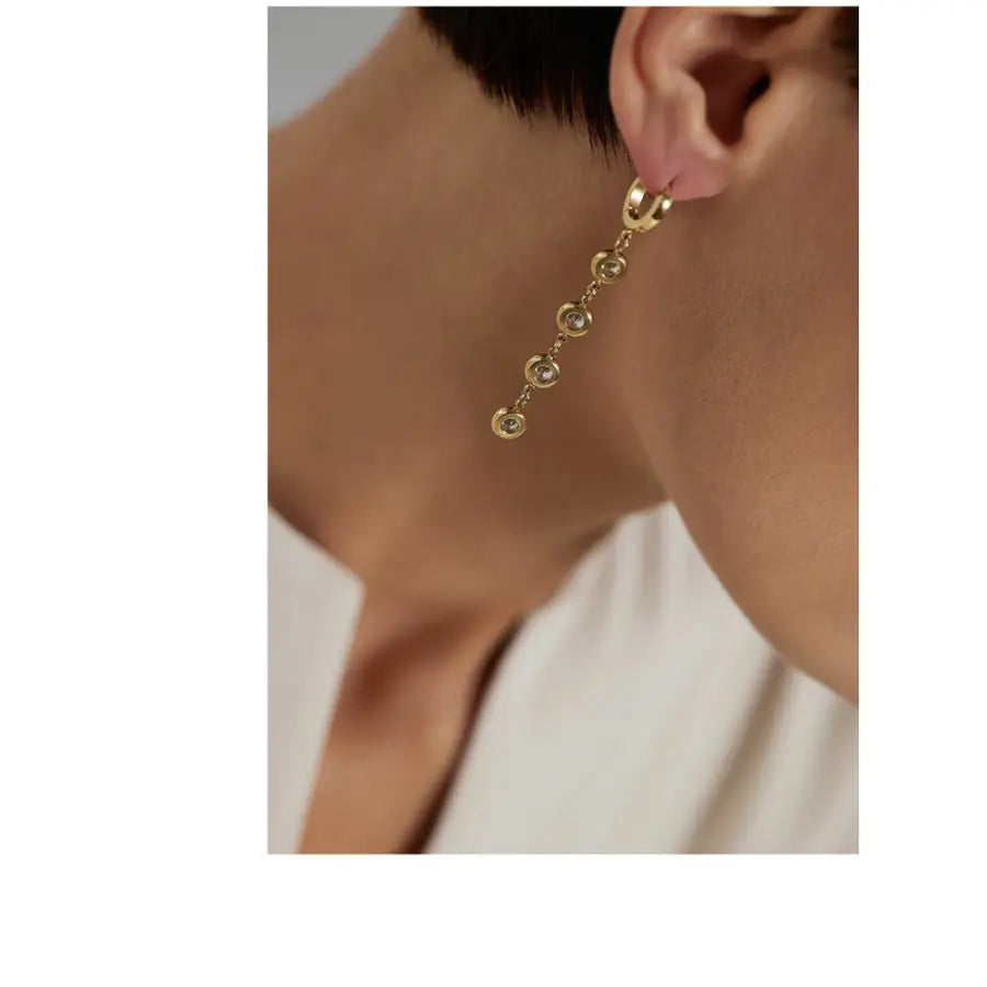 Paar Ohrhänger mit Zirkon Steinen-Creolen mit bunten Steinen-vergoldeter Edelstahl-Ohrringe Gold mit Zirkon-lange Ohrringe-runde Ohrringe-hängende Creolen-SHELAGO