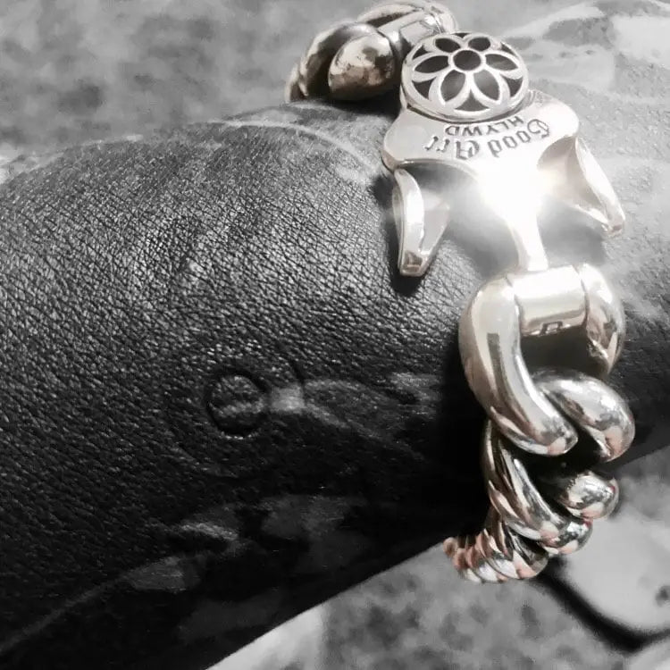 Retro Lotus Armkette als Gliederarmband im Biker Stil -