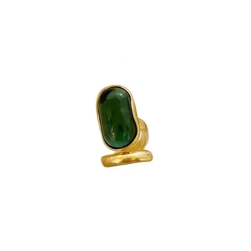 Ring mit ovalem grünem Stein-Nadia-minimalistisch