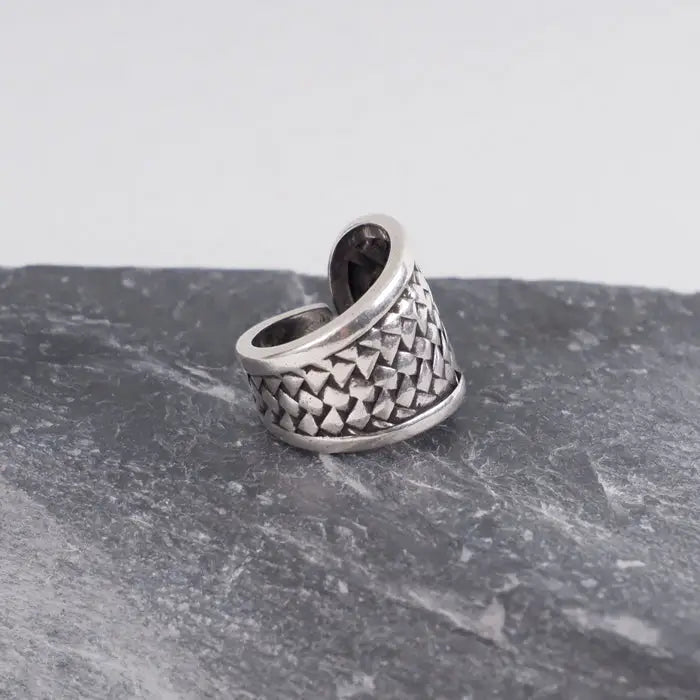 Ring mit Reptil Optik-breiter offener Ring-gewebter