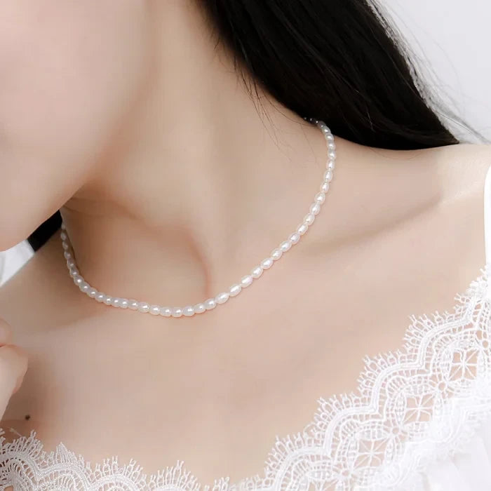 Süsswasserperlen Halskette-minimalistisch elegant-weiße