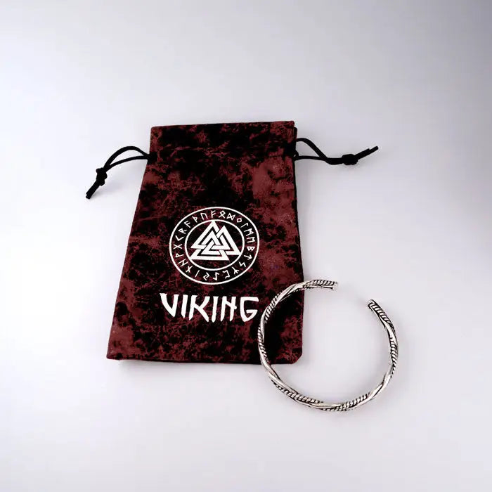 Für echte Wikinger Fans - unser Armreif mit Flechtmuster!