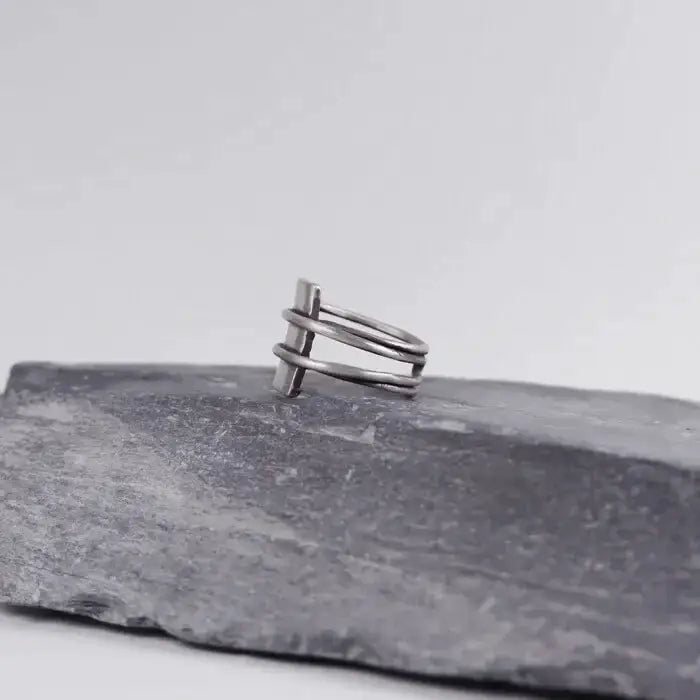 Viking Geometrie Draht Ring-Fingerschmuck als gehämmerter Retro Stil in Klassischem Edelstahl-shelago eu schmuck-silber schmuck-silber ring-viking