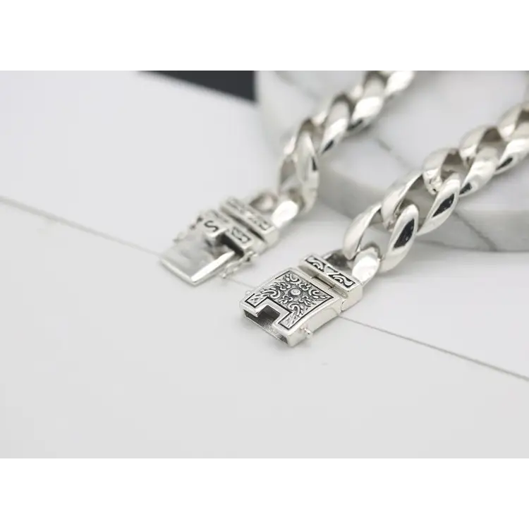 Wikinger Armkette mit Gemusterter Schnalle - Robuste Kette