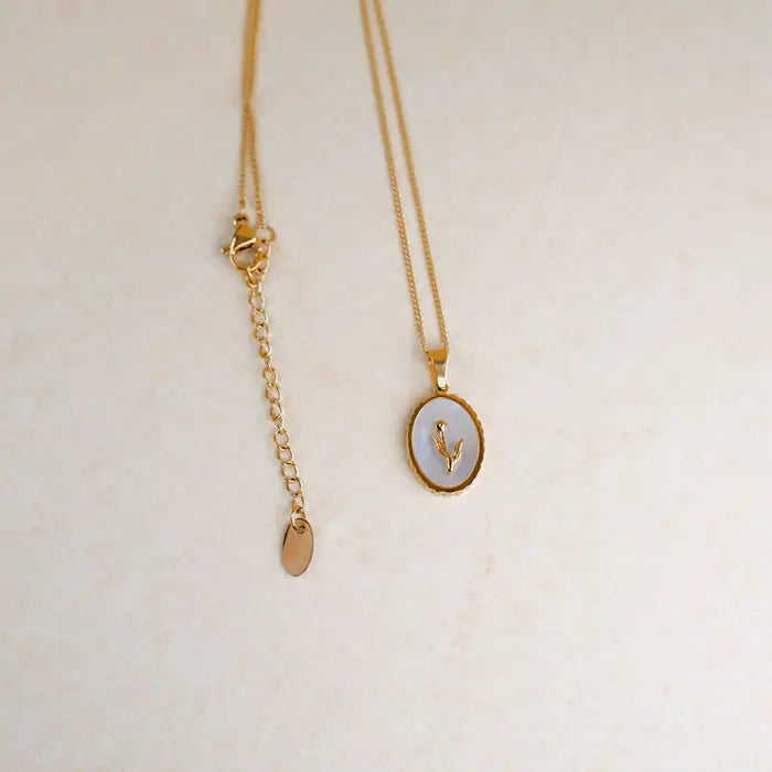 zierliche Halskette mit Tulpen Anhänger-Anthea-Halskette