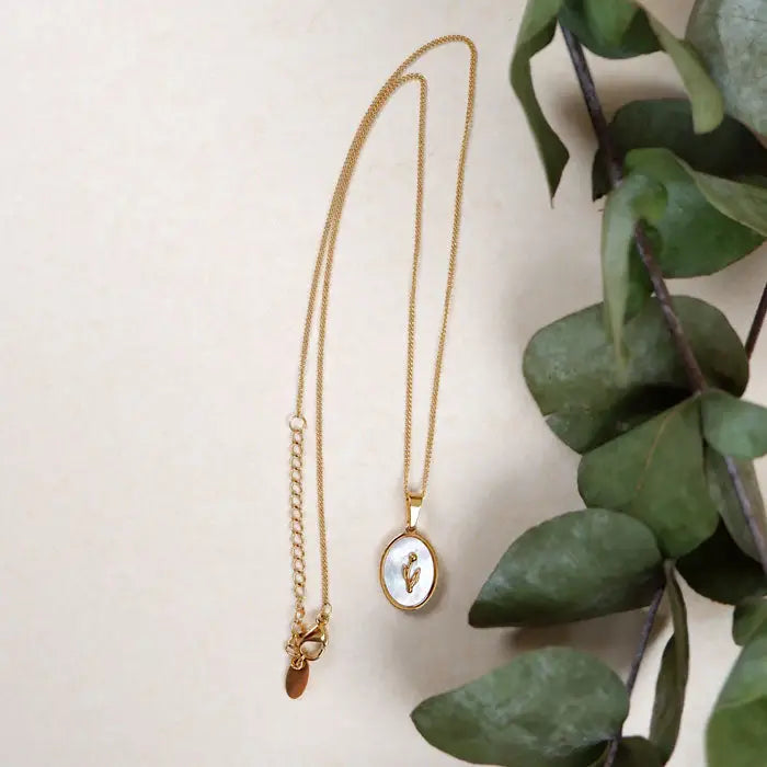 zierliche Halskette mit Tulpen Anhänger-Anthea-Halskette