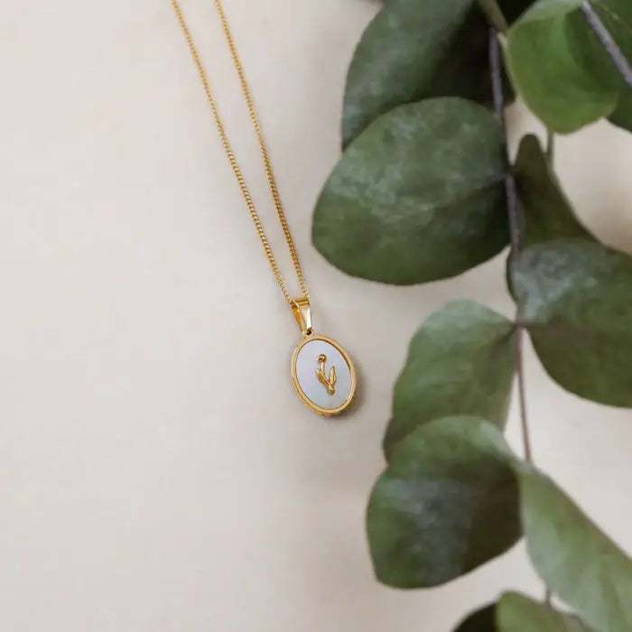 zierliche Halskette mit Tulpen Anhänger-Anthea-Halskette