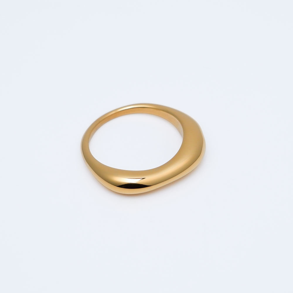 Organischer Statement Ring Gold, Edelstahl vergoldet - Organischer Statement Ring in Gold – moderner Look aus vergoldetem Edelstahl - Shelago Schmuck