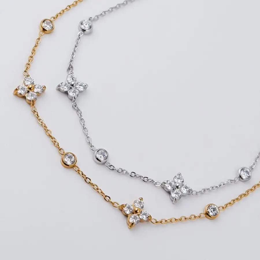 silbernes Armkettchen-Geschenk für Mädchen-feines Armkettchen-Blumen Zirkonia Armkette-feines Armband für Damen und Mädchen-Blumen Armband-SHELAGO SCHMUCK