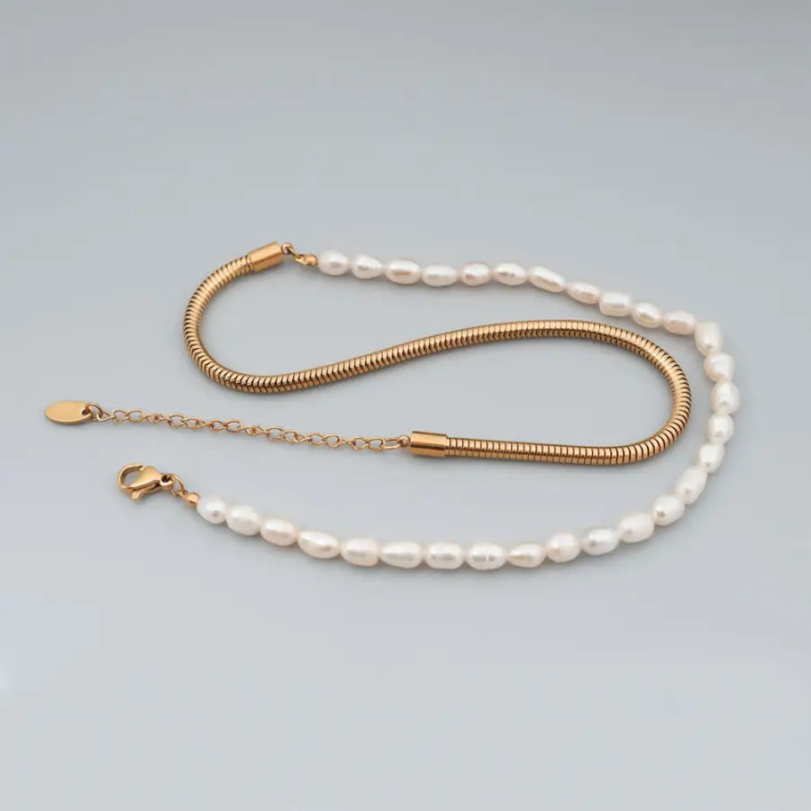 vergoldete Edelstahl Halskette-Süßwasserperlen Halskette-Statement Halskette Damen-Schmuck Geschenk Damen-Halskette weiße Perlen und Gold-SHELAGO SCHMUCK-