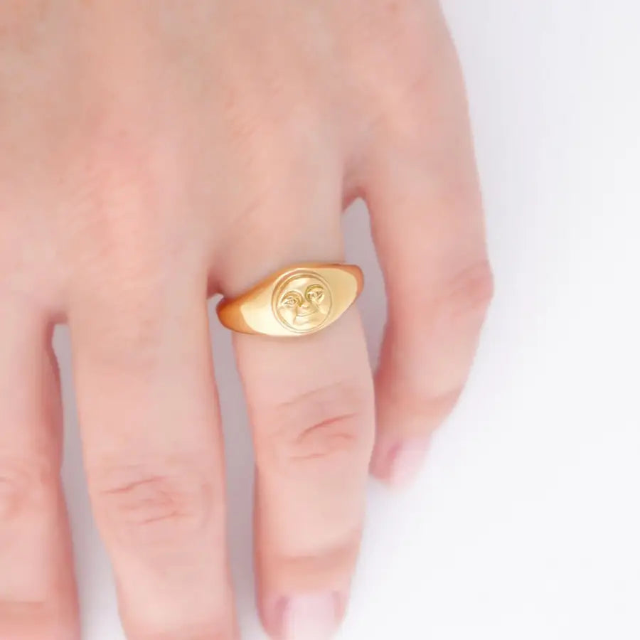 Trend Ring Damen-Statement Ring Damen-Siegelring Damen-Schmuck Geschenk Damen-Moon Smile Ring-Mondring Damen-Moderner-Damenring-Massiver Ring Edelstahl-Goldener Damenring-SHELAGO SCHMUCK