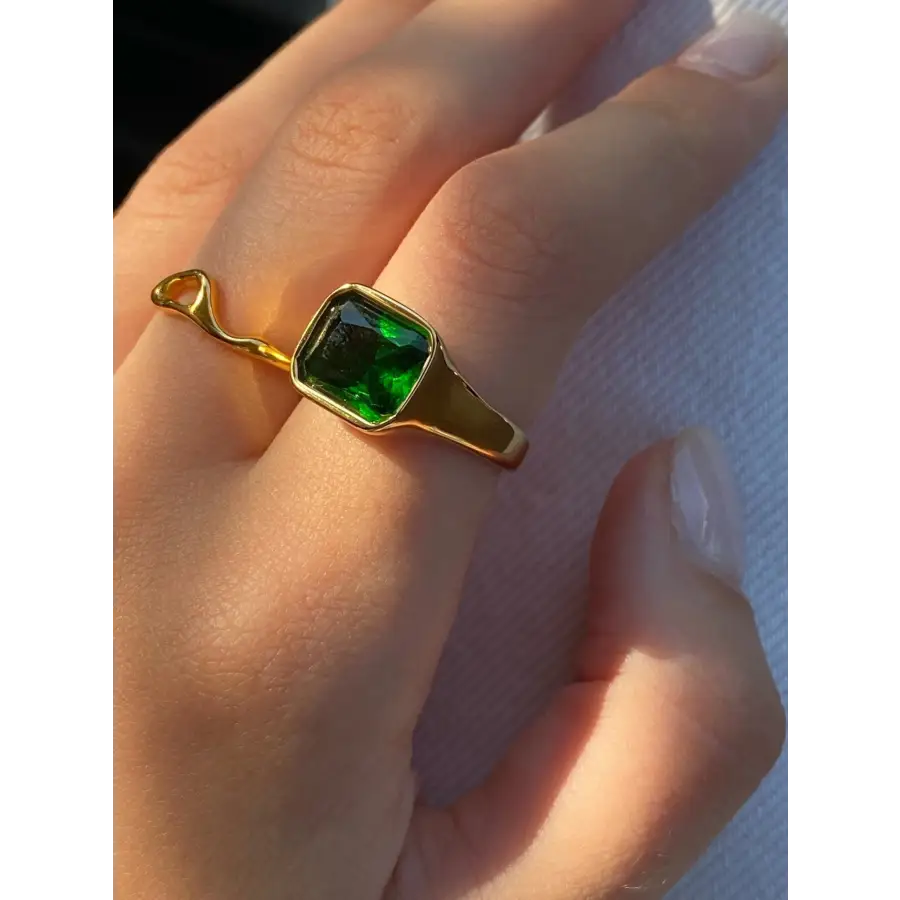 Statement Ringe mit Zirkon-Phoebe-Fingerring in der Farbe