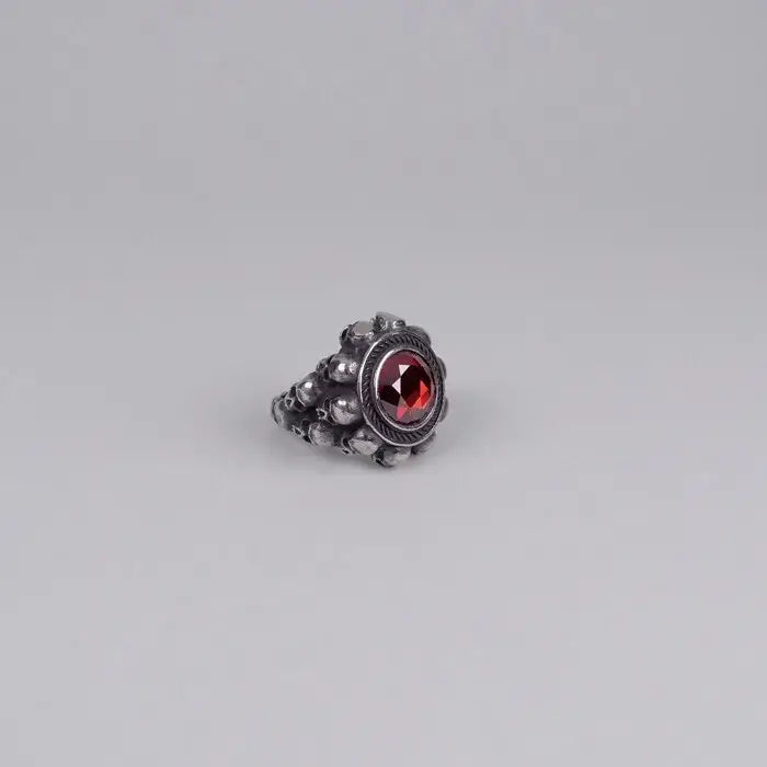 totenkopf-ring-mit-zirkon-siegelring-maenner-gothic-schadel-massiver-edelstahl-ring-skelett-shelago eu schmuck